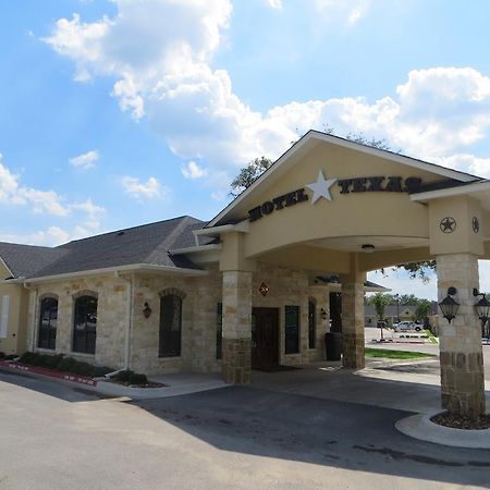 Hotel Texas Cuero Екстериор снимка