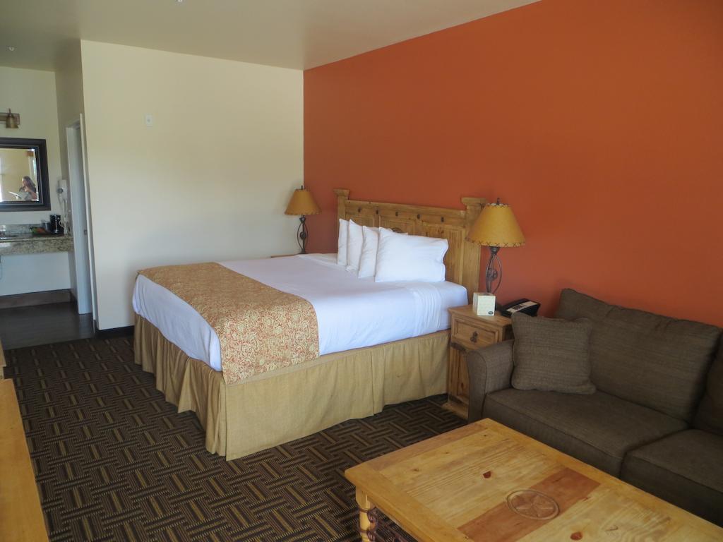Hotel Texas Cuero Екстериор снимка